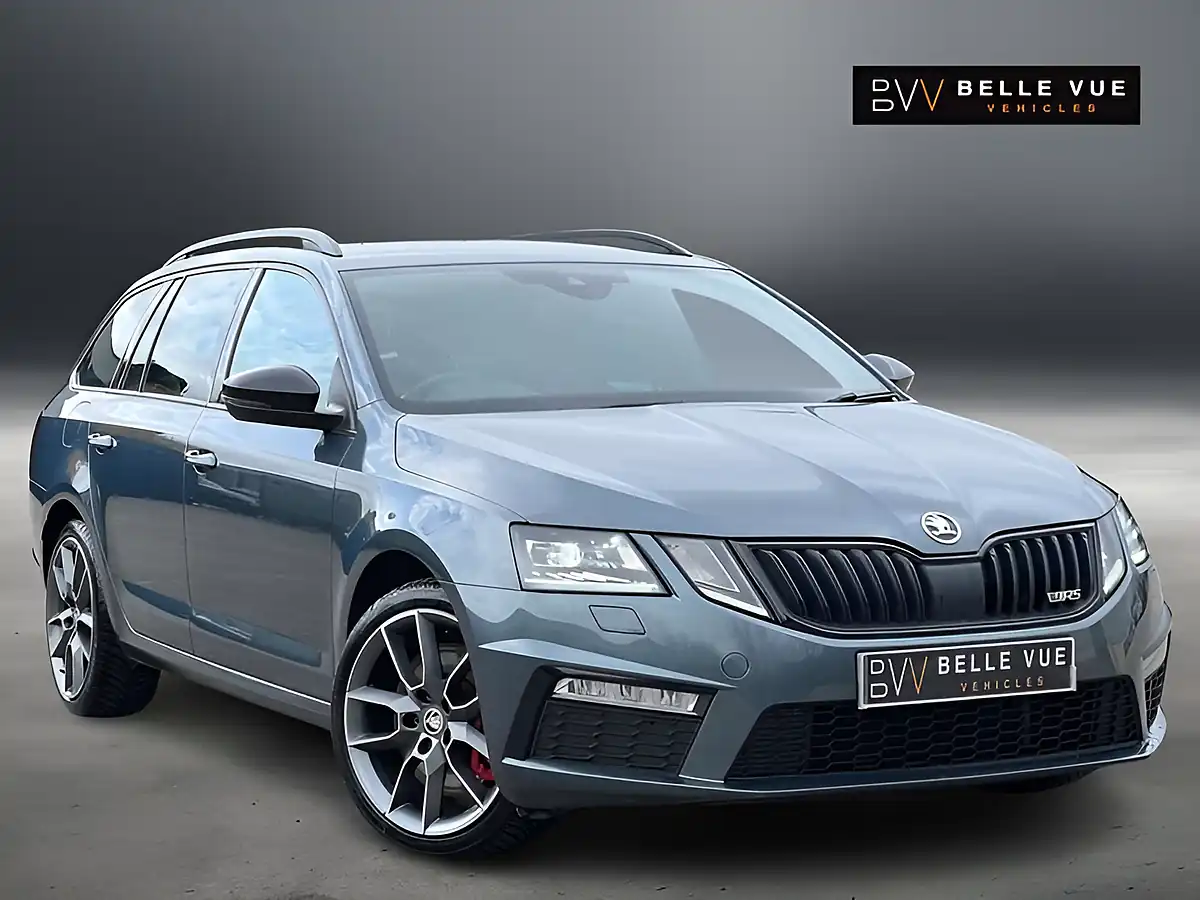 Used 2019 Skoda Octavia VRS Quartz Grey - Front View