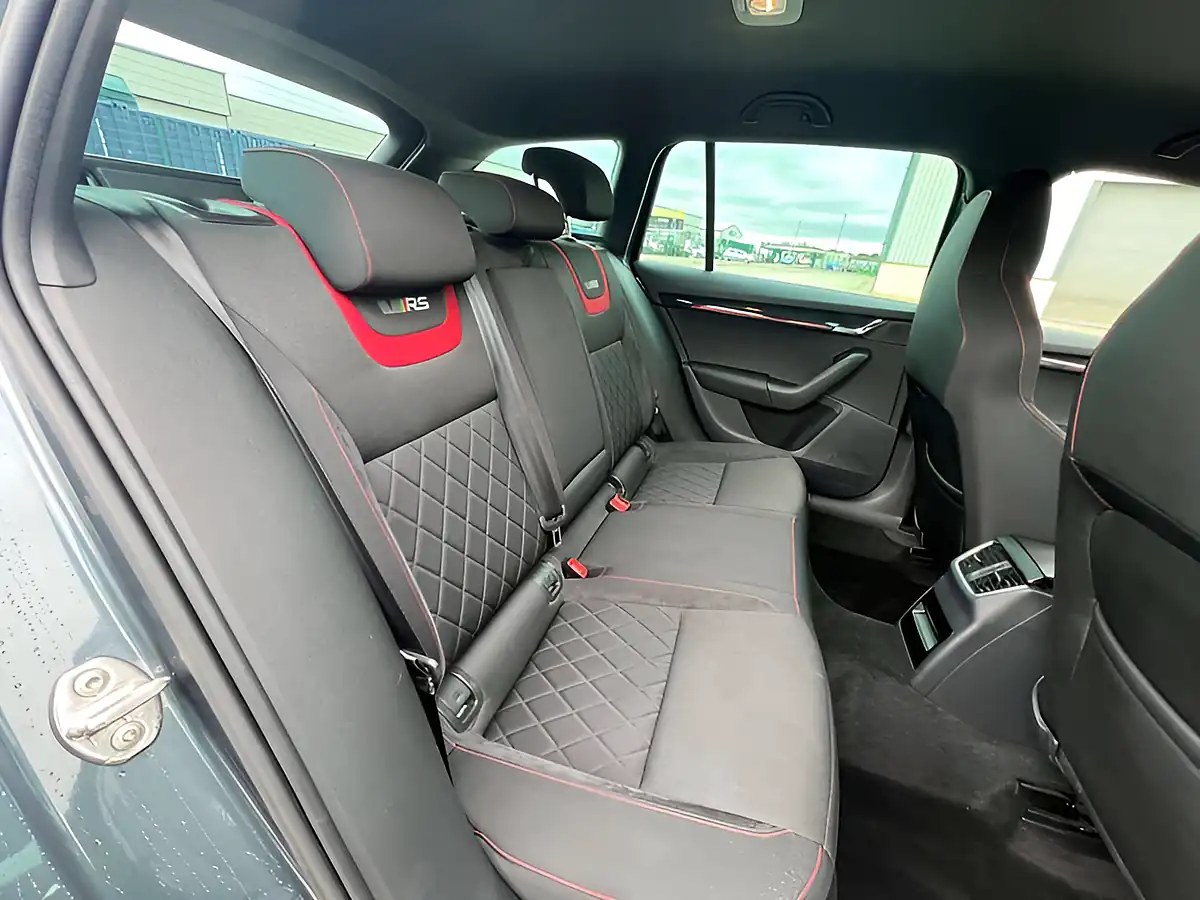 Used 2019 Skoda Octavia VRS Quartz Grey - Interior and Exterior details 20