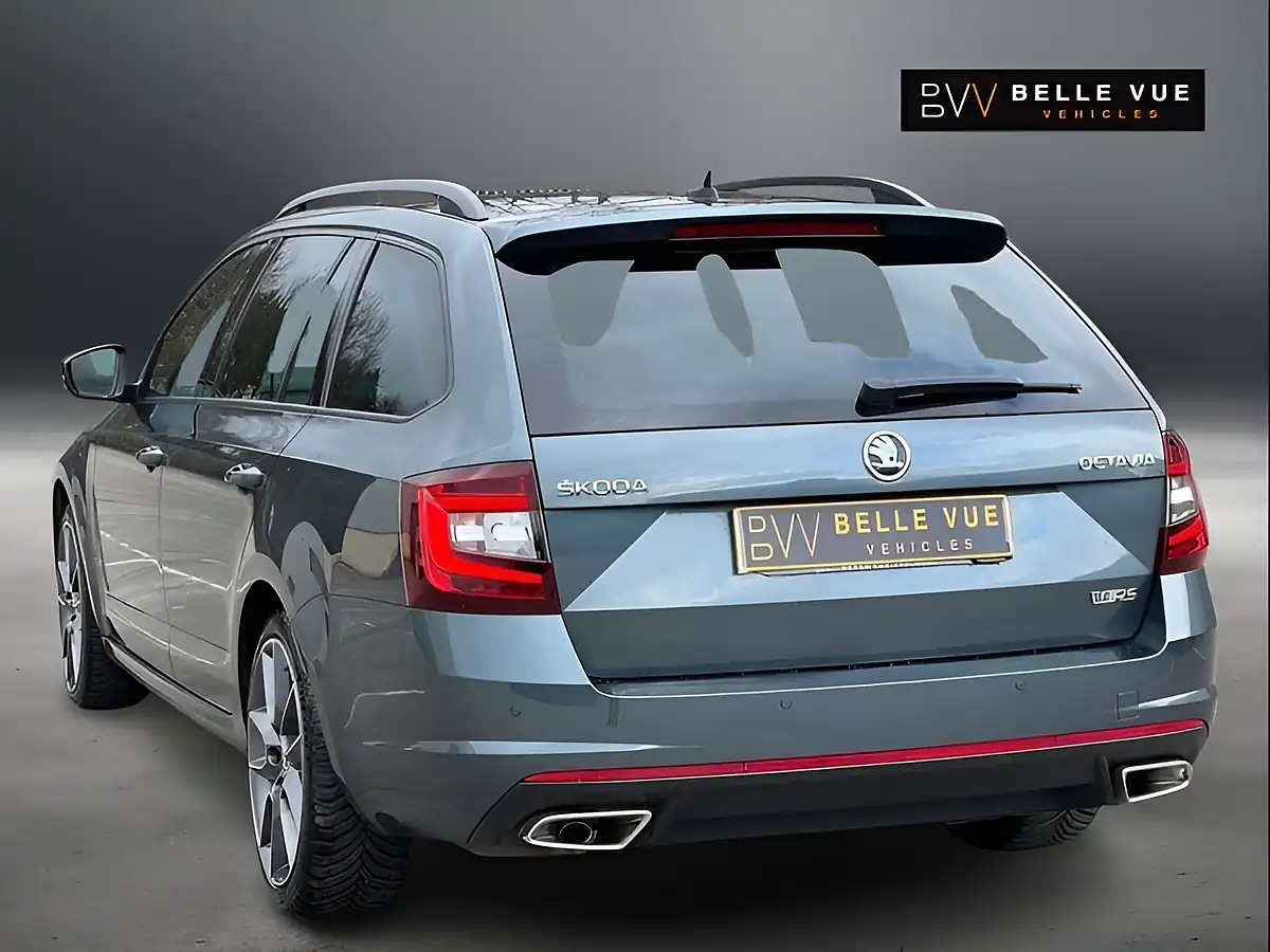 Used 2019 Skoda Octavia VRS Quartz Grey - Interior and Exterior details 6