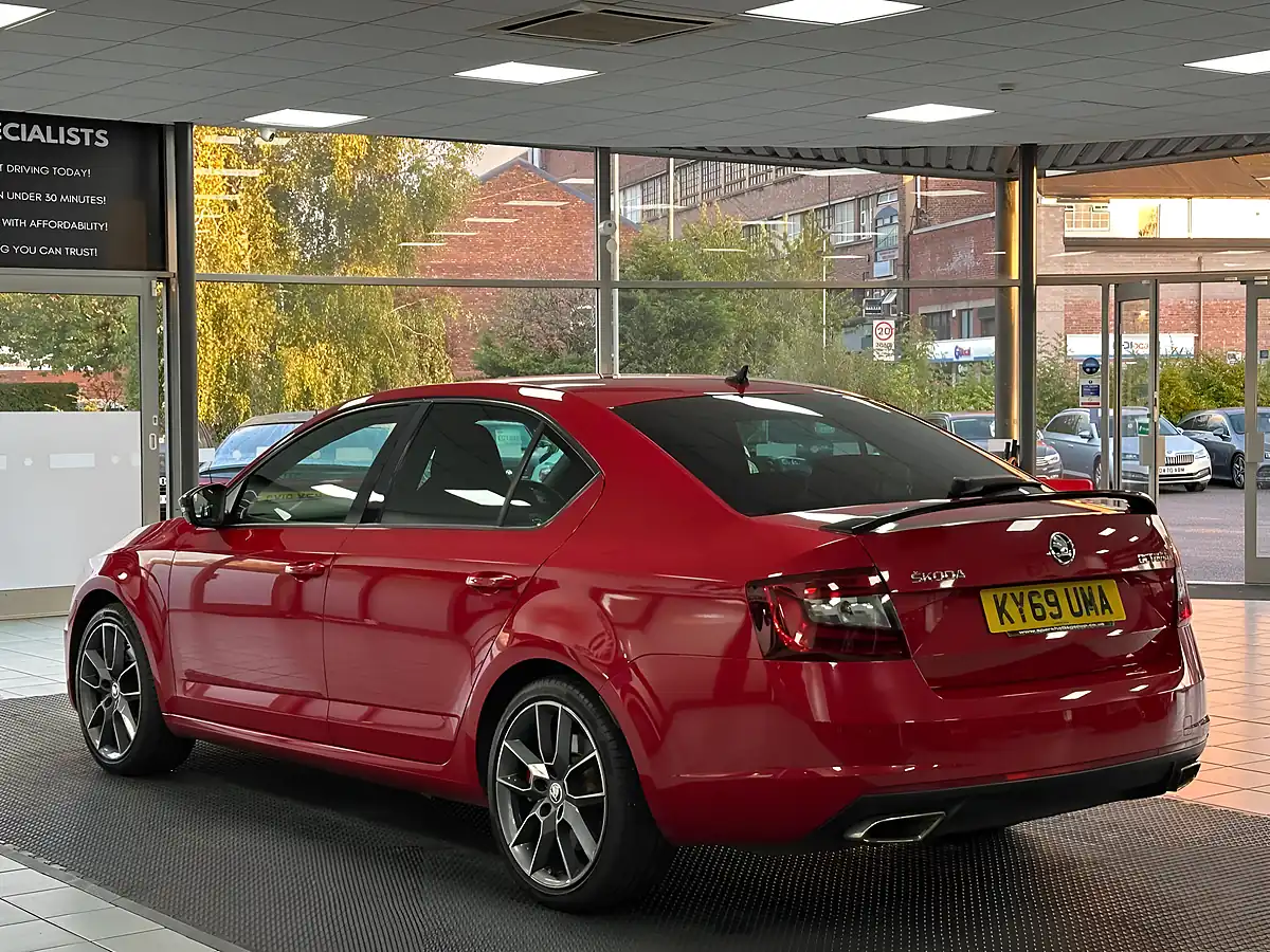 Used 2019 Skoda Octavia VRS Red - Interior and Exterior details 10