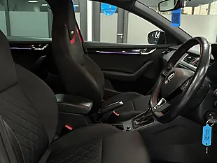 Used 2019 Skoda Octavia VRS Red - Interior and Exterior details 14