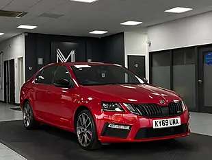 Used 2019 Skoda Octavia VRS Red - Interior and Exterior details 3