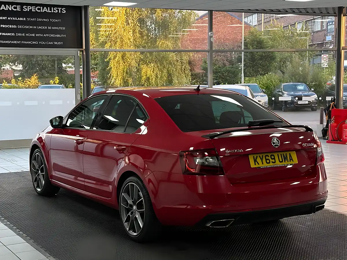 Used 2019 Skoda Octavia VRS Red - Interior and Exterior details 9