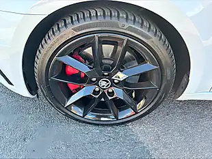 Used 2019 Skoda Octavia VRS White - Interior and Exterior details 12