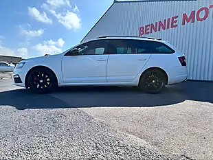Used 2019 Skoda Octavia VRS White - Interior and Exterior details 13