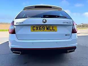 Used 2019 Skoda Octavia VRS White - Interior and Exterior details 9