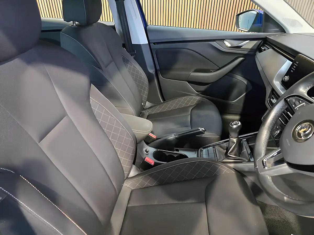 Used 2019 Skoda Scala Se Blue - Interior and Exterior details 14