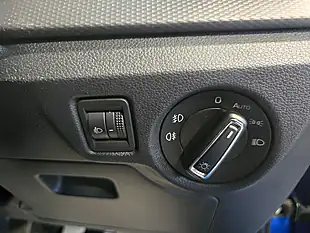 Used 2019 Skoda Scala Se Blue - Interior and Exterior details 19