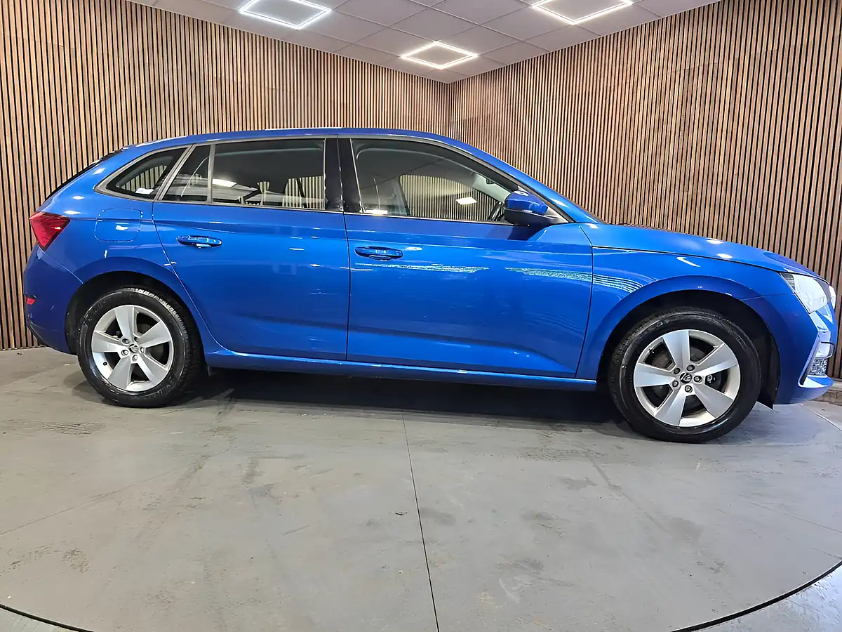 Used 2019 Skoda Scala Se Blue - Interior and Exterior details 7