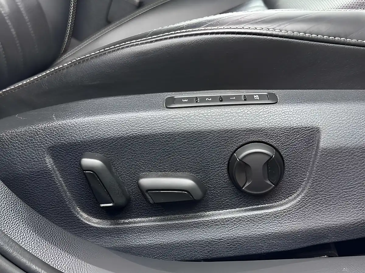 Used 2019 Skoda Superb Laurin & Klement Grey - Interior and Exterior details 11