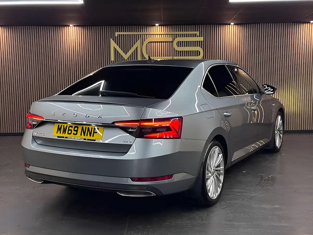 Used 2019 Skoda Superb Laurin & Klement Grey - Interior and Exterior details 5