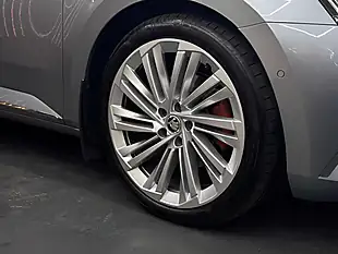 Used 2019 Skoda Superb Laurin & Klement Grey - Interior and Exterior details 9