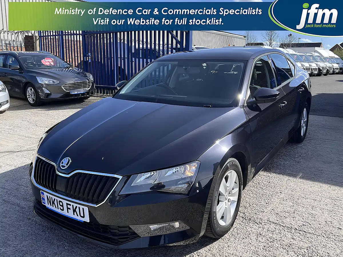 Used 2019 Skoda Superb S Black Magic Pearl Metallic - Interior and Exterior details 10