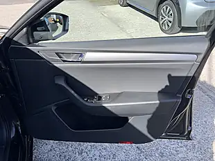 Used 2019 Skoda Superb S Black Magic Pearl Metallic - Interior and Exterior details 16