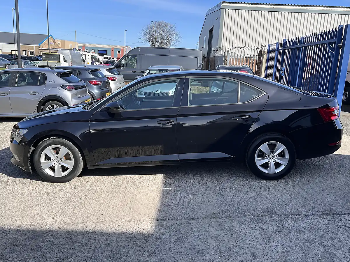 Used 2019 Skoda Superb S Black Magic Pearl Metallic - Interior and Exterior details 9
