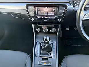 Used 2019 Skoda Superb S Black Metallic - Interior and Exterior details 12