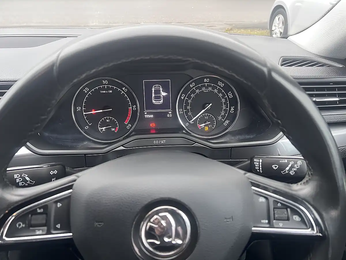 Used 2019 Skoda Superb S Brilliant Silver Metallic - Interior and Exterior details 12