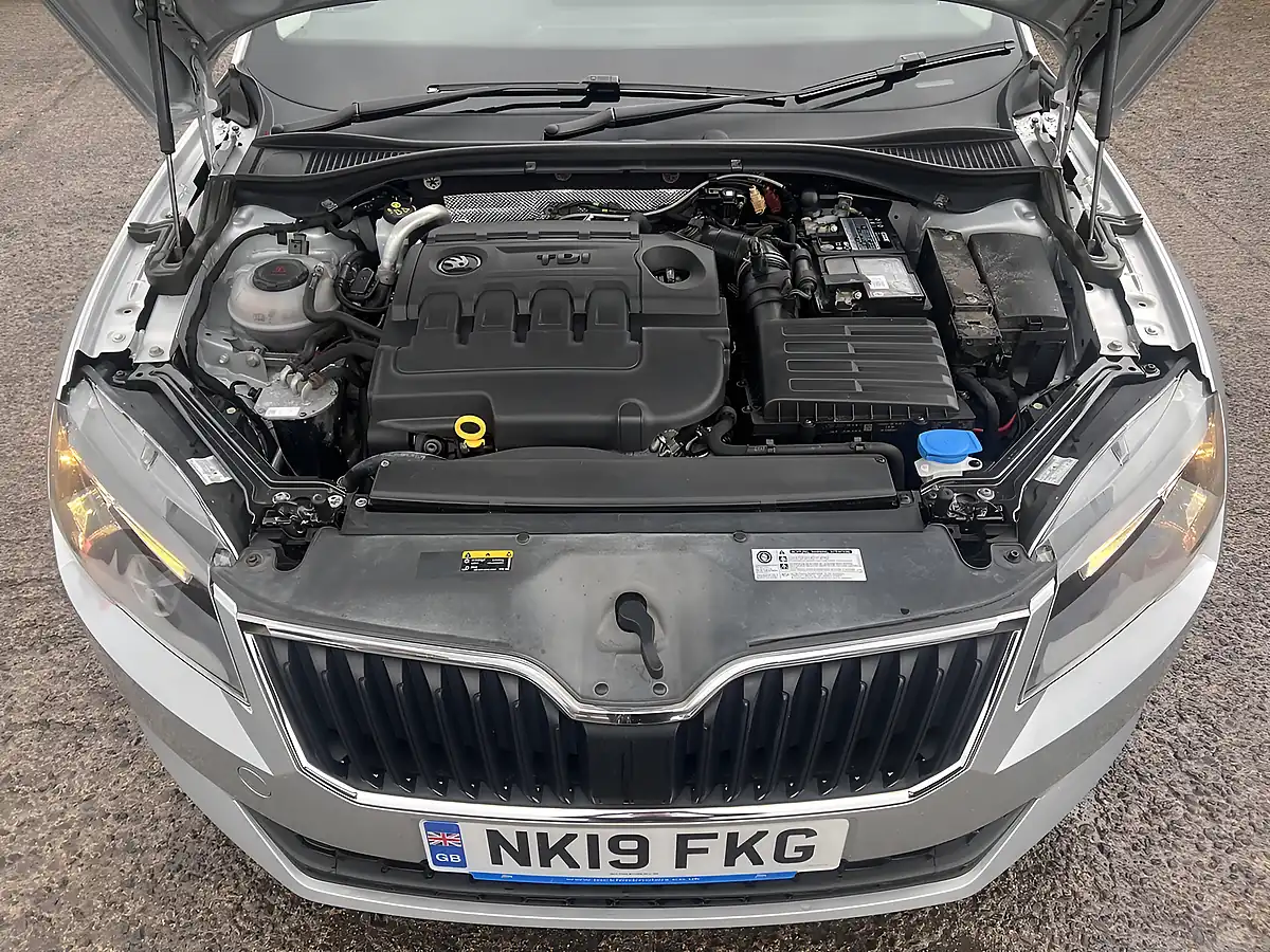 Used 2019 Skoda Superb S Brilliant Silver Metallic - Interior and Exterior details 20