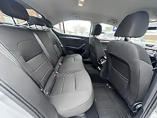 Used 2019 Skoda Superb S Brilliant Silver Metallic - Interior and Exterior details 4