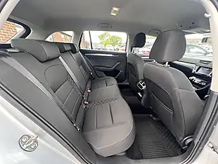 Used 2019 Skoda Superb S Brilliant Silver Metallic - Interior and Exterior details 4
