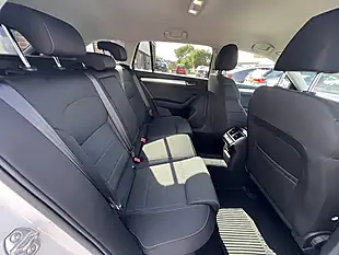 Used 2019 Skoda Superb Se Candy White - Interior and Exterior details 4