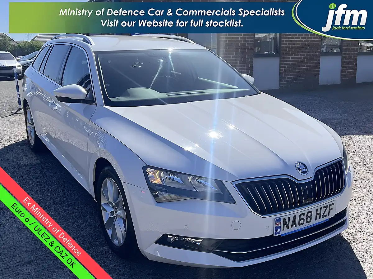 Used 2019 Skoda Superb Se Candy White - Front View