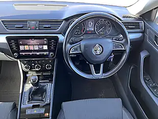Used 2019 Skoda Superb Se Candy White - Interior and Exterior details 11