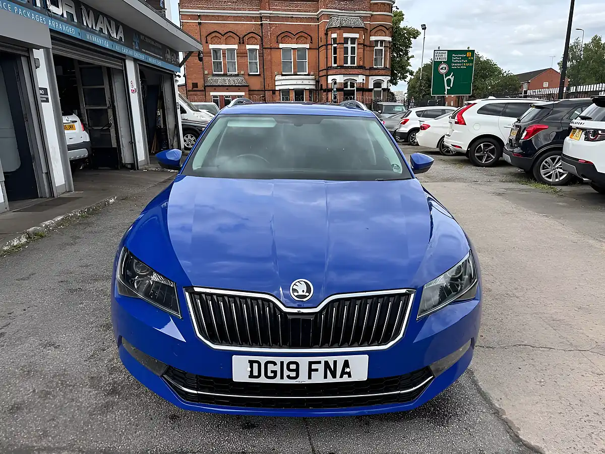 Used 2019 Skoda Superb Se L Executive Blue - Interior and Exterior details 7