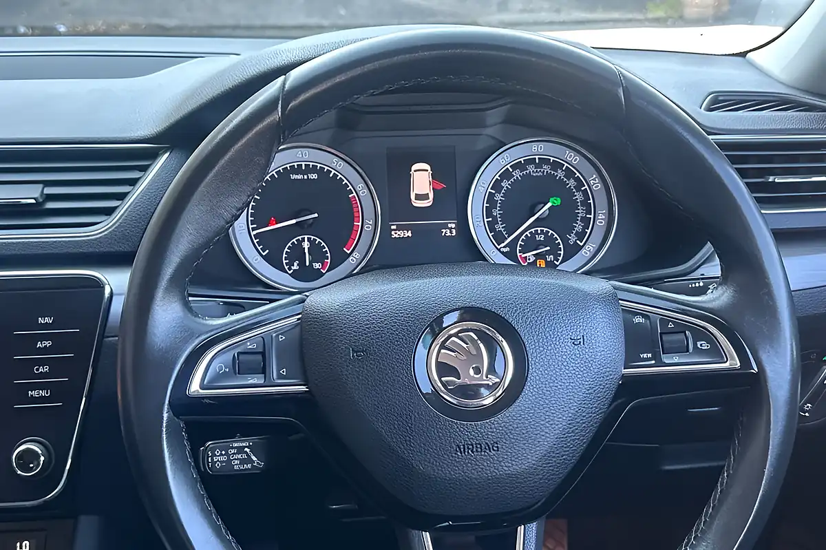 Used 2019 Skoda Superb Se L Grey - Interior and Exterior details 10