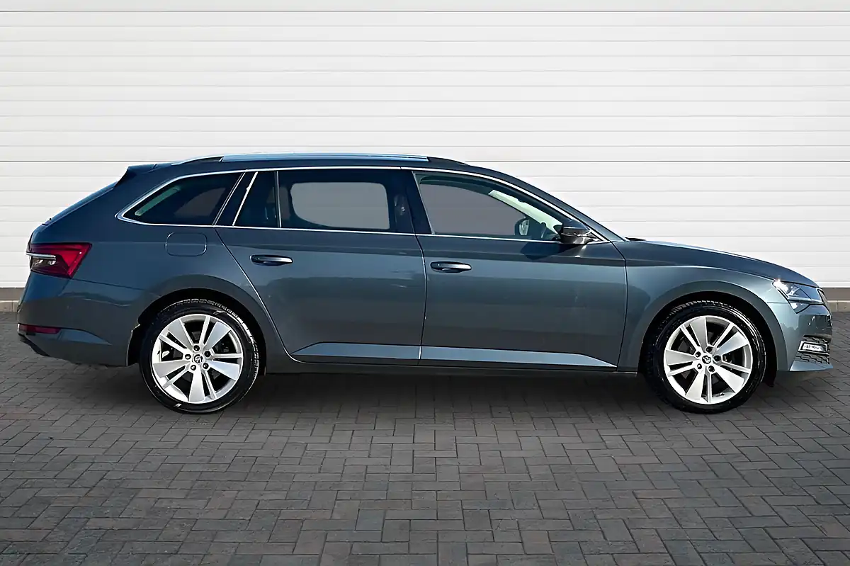 Used 2019 Skoda Superb Se L Grey - Interior and Exterior details 2