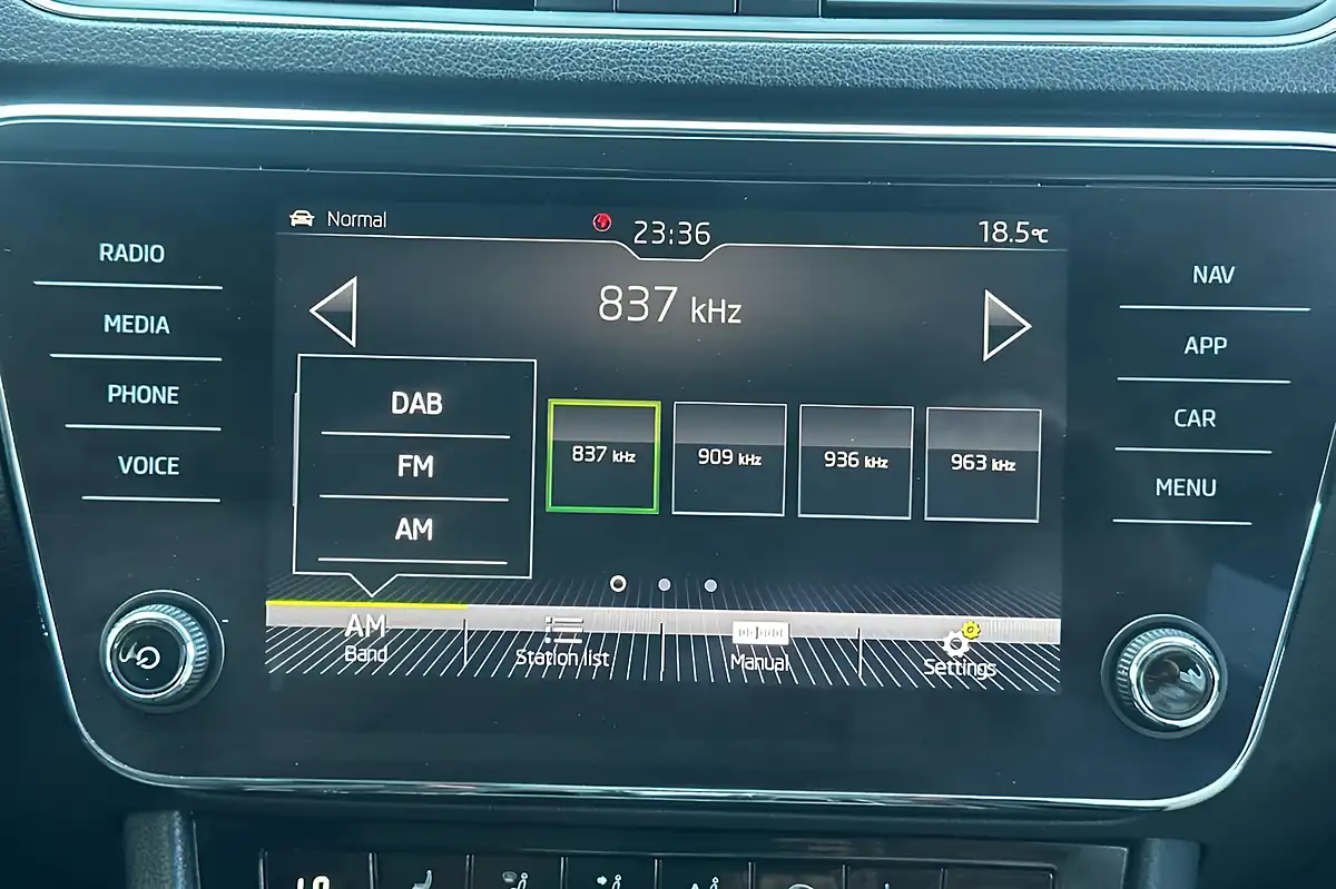 Used 2019 Skoda Superb Se L Grey - Interior and Exterior details 20
