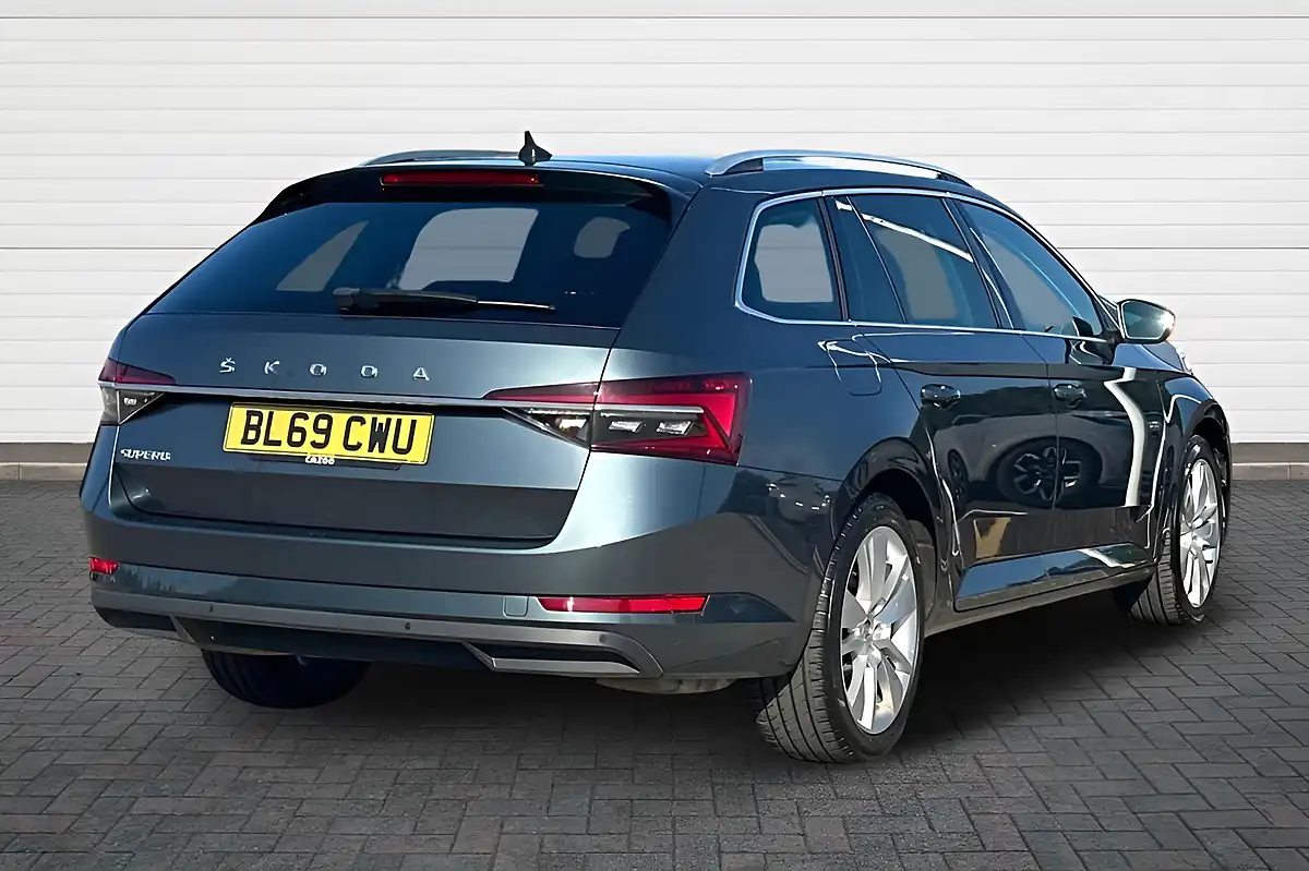 Used 2019 Skoda Superb Se L Grey - Interior and Exterior details 3