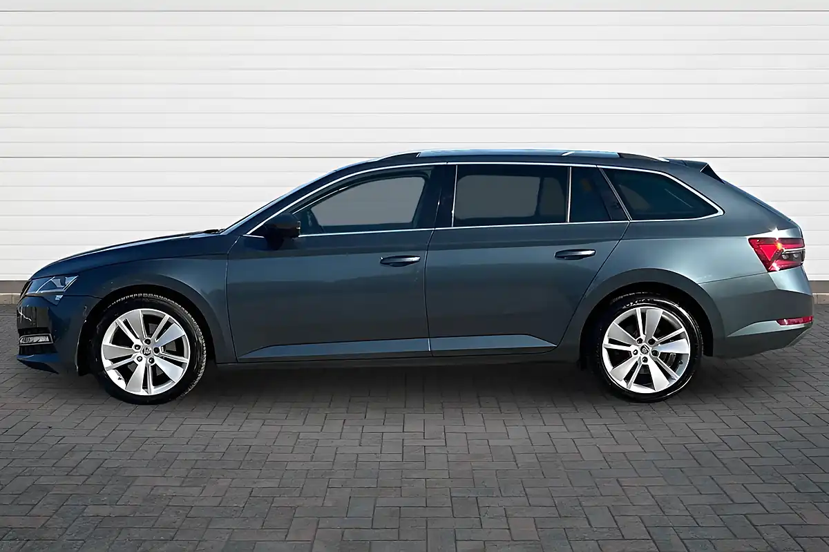 Used 2019 Skoda Superb Se L Grey - Interior and Exterior details 6