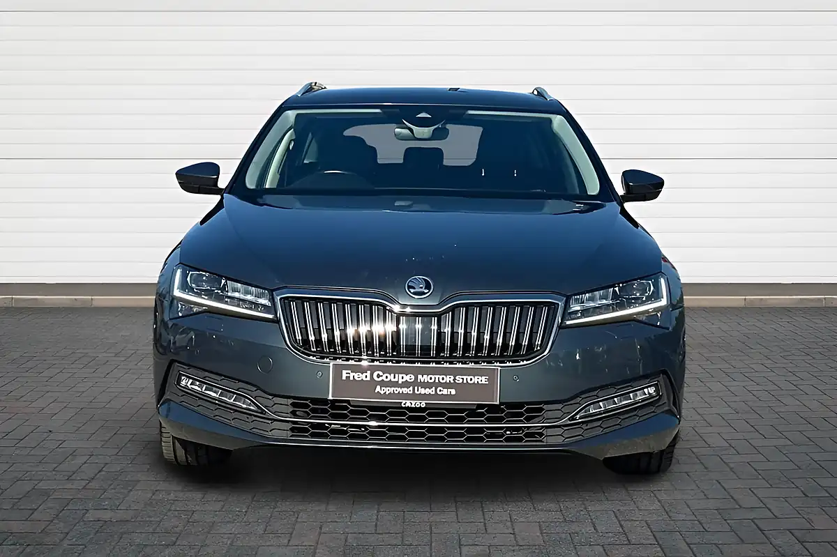 Used 2019 Skoda Superb Se L Grey - Interior and Exterior details 8