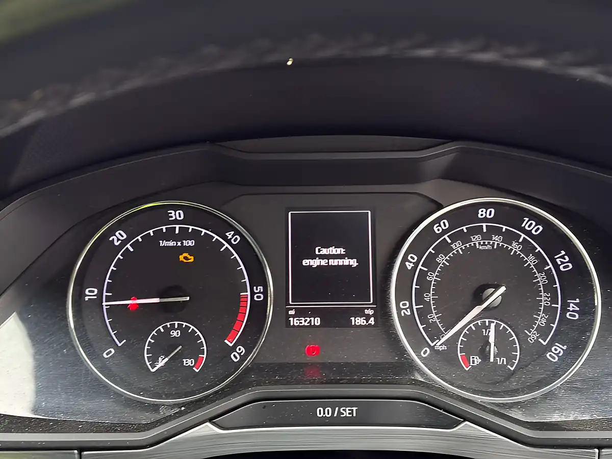 Used 2019 Skoda Superb Se Technology Moon White - Interior and Exterior details 12