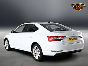 Used 2019 Skoda Superb Se Technology Moon White - Interior and Exterior details 3