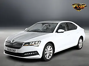 Used 2019 Skoda Superb Se Technology Moon White - Interior and Exterior details 4