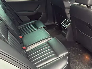 Used 2019 Skoda Superb Se Technology Moon White - Interior and Exterior details 9
