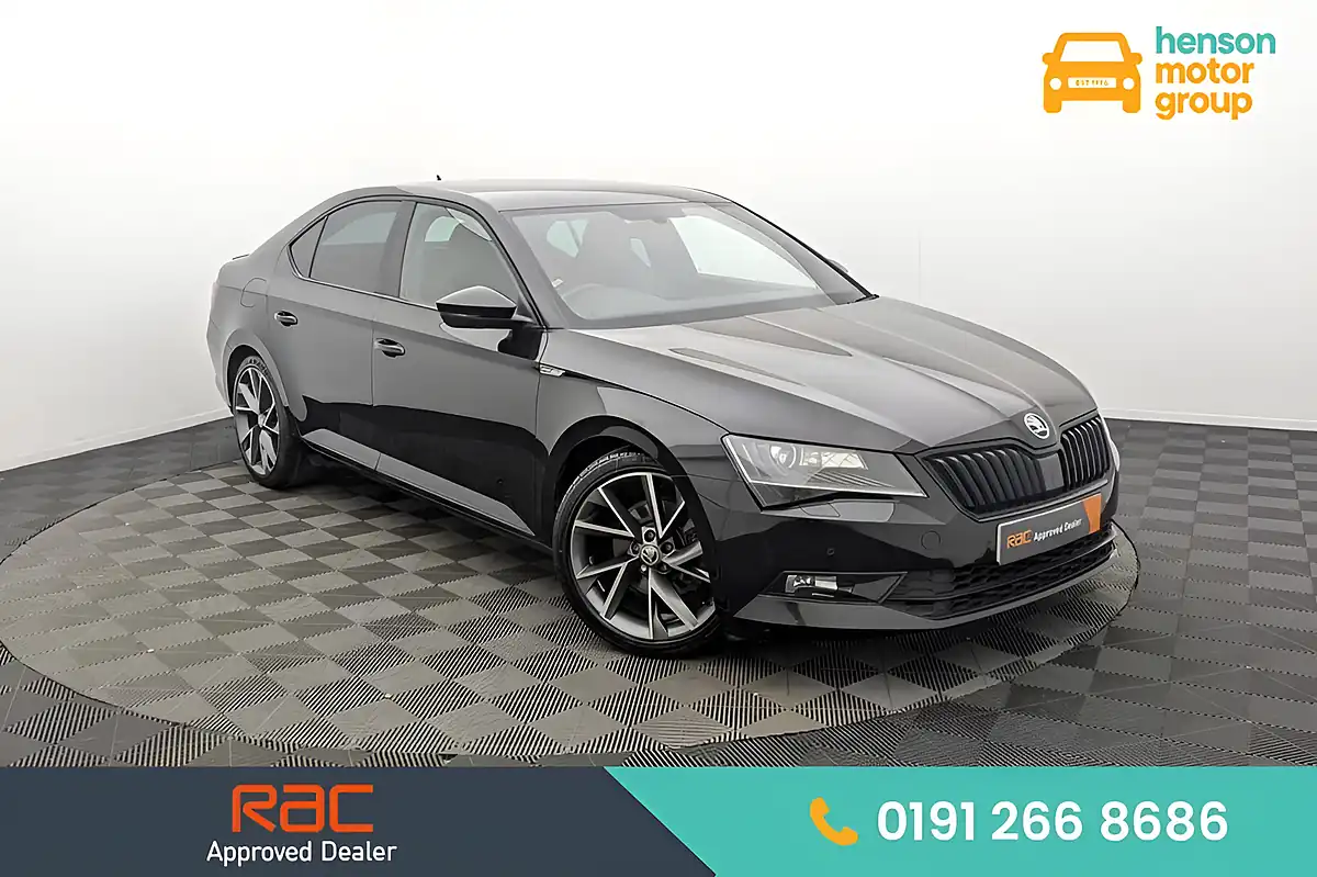 Used 2019 Skoda Superb Sportline Black - Front View