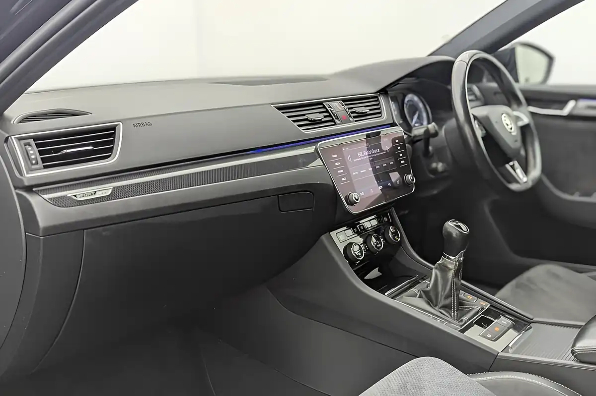 Used 2019 Skoda Superb Sportline Black - Interior and Exterior details 12