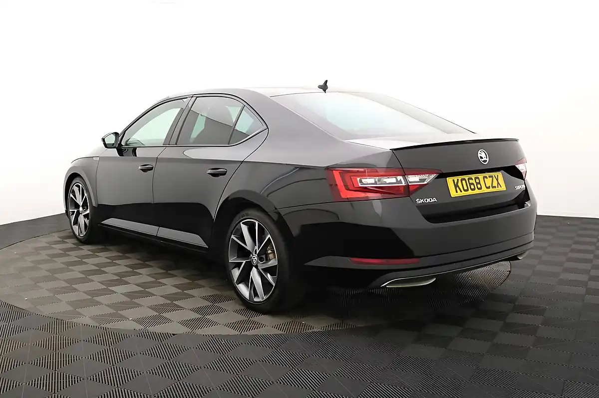 Used 2019 Skoda Superb Sportline Black - Interior and Exterior details 5