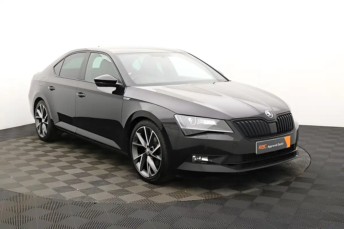 Used 2019 Skoda Superb Sportline Black - Interior and Exterior details 8