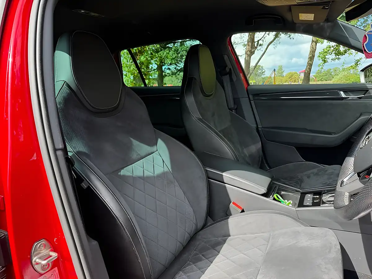Used 2019 Skoda Superb Sportline Plus Red - Interior and Exterior details 10