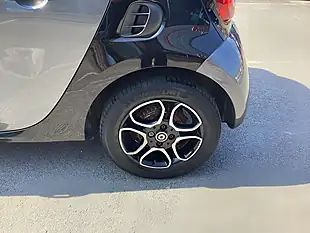 Used 2019 Smart Forfour Prime Black - Interior and Exterior details 14