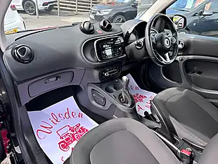 Used 2019 Smart Fortwo Passion Black - Interior and Exterior details 15