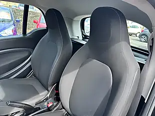 Used 2019 Smart Fortwo Passion Black - Interior and Exterior details 16