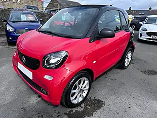Used 2019 Smart Fortwo Passion Black - Interior and Exterior details 3