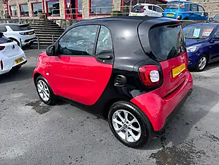 Used 2019 Smart Fortwo Passion Black - Interior and Exterior details 5