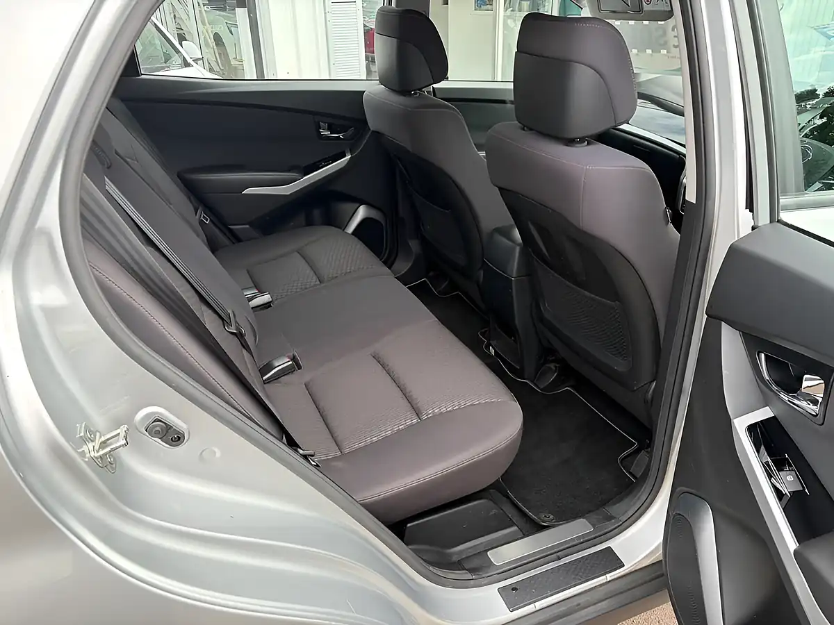 Used 2019 Ssangyong Korando Se Silver - Interior and Exterior details 11