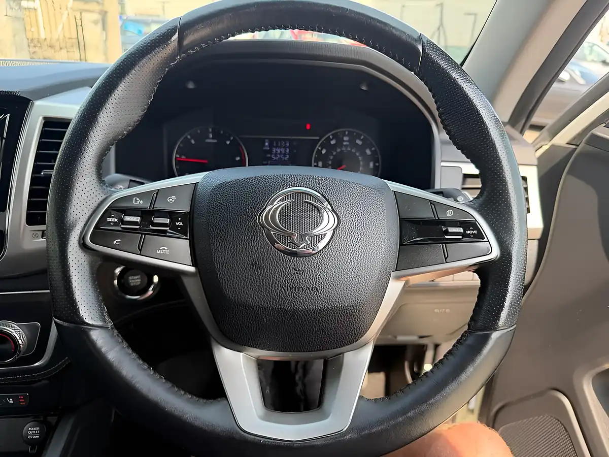 Used 2019 Ssangyong Musso Rebel Grand White - Interior and Exterior details 13